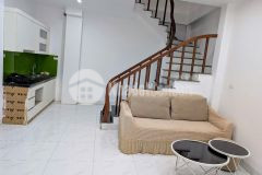 Cho thuê nhà mới nguyên căn xuân đỉnh, bắc từ liêm 35m2 x 5t, 13 trth, ô tô đỗ cửa.