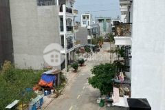 2 xe tải né nhau tân thới hiệp quận 12 4 tầng 50m2 dưới 6 đồng