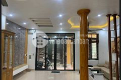 Siêu phẩm lô góc 10m ra ô tô tránh 5p ra aeon mail long biên.