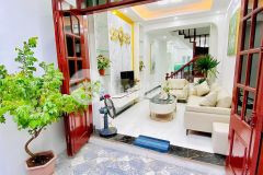 Bán nhà khương đình gia re hơn thi trương gân 7 tỷ 46m2 3 gác đỗ cửa trung tâm quận