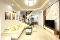 Bán nhà đường kim giang, hoàng mai, nhà đẹp full nội thất, ngõ rộng, rất gần ô tô tránh