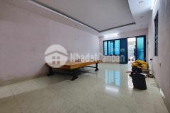 Cho thuê nhà đường hoàng hoa thám, ba đình, nhà đẹp, sân vườn rộng, 10m ra ô tô, chỉ 5 tr