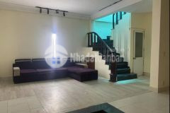 Cho thuê nhà riêng ngõ quỳnh, hai bà trưng 50m x 2t, 1tum giá 10tr, ở và kd sạch