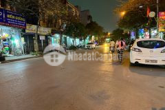 Phong cách thượng lưu, nhà việt hưng 100m, 5t, mt6m, nở hậu, thang máy, gara,nội thất nhập