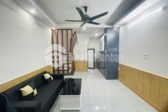 Bán nhà ngõ 147 tân mai, 5 tầng, ở ngay, giá chỉ 4.55 tỷ