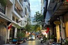 Nhà ngô tất tố q. bình thạnh hẻm xe hơi 55m2 chỉ nhỉnh 5 tỷ.