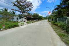 Bán đất khánh thượng gần uỷ ban mặt tiền đường liên xã qh 20m