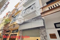 Nhà 5 tầng mới cứng vừa hoàn thiện cầu giấy 40m2 nhỉnh 17 tỷ