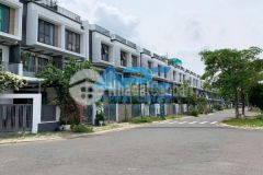 Chính chủ bán căn nhà phố 100m2 đông tăng long giá có thương lượng tại thủ đức