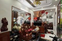 Bán nhà quan hoa, cầu giấy, ô tô cạnh, giá hơn 8tỷ