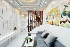 Siêu phẩm. bán nhà định công thượng, hoàng mai. 48m2 x 5 tầng. ngõ thông. 2 thoáng. hơn 9 tỷ.