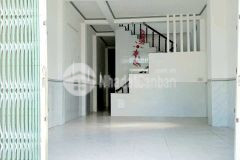 Nhà 6 phòng ngủ phù hợp làm nhà nghỉ hoặc ở nhóm kdc đông phú giá chỉ 10 triệu tháng.