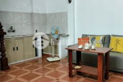 Bán nhà đường kim giang, hoàng mai, 6 tầng dân xây, gần phố