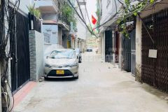 Nhà an dương vương, tây hồ, 40m, 3 tầng, 5.5 tỷ, ô tô 10m, sát ciputra.