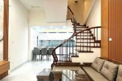 Cơ hội có nhà đẹp cạnh vinhome riverside long biên, 10m ra phố khu đấu giá, giá hời