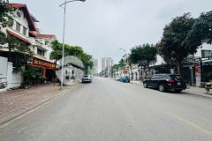 Nhà đẹp đường to kinh doanh đỉnh phố bùi thiện ngộ dt 120m2. giá 38.5 tỷ