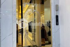 Bán nhà mặt phố vip 12.8 tỷ gần nguyễn văn cừ lb diện tích 30m² mt 4m xây 7 tầng