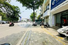 Nhà 1 mặt phố, 1 mặt ngõ nguyễn đình chiểu. hai bà trưng. ôtô. vỉa hè. dt 52m2 giá 32,4 tỷ.