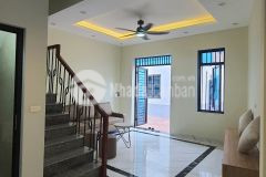 Nhà đầy đủ tiện nghi chỉ cần dọn về ở chỉ 2.x tỷ. lh 0835459289