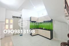 Shr sang tên giao ngay bán nhanh nhà quận 1.