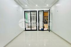 Bán nhà đường phạm văn đồng, bắc từ liêm, hà nội, kinh doanh thang máy ô tô tránh 5t 8.7 tỷ dt43m2