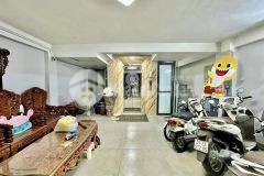 Bán nhà đống đa, 7 tầng thang máy, mặt ngõ ô tô thông, gần hồ linh quang, kinh doanh.