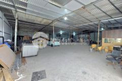 Cho thuê nhà kho mới, đẹp 330m2 tại phùng hưng, sẵn điện, giá 18 triệu