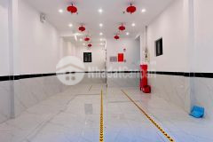 Bán nhà phân lô ngõ 562 láng 81m2 x 7tầng, thang máy, ôtô tránh 50m, giá 18.. tỷ 0969693855.