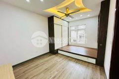 Bán nhà bùi ngọc dương ngõ rộng oto sát nhà, giao thông thuận tiện, dt 42m giá 4.3 tỷ