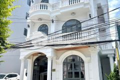 Biệt thự xịn hiện đại ngay cây xăng phù đổng thiên vương