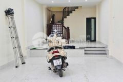 Bán nhà định công, hoàng mai. 50m2 x 5 tầng. mt 4,2m. nở hậu. ngõ thông. ô tô. hơn 12 tỷ.