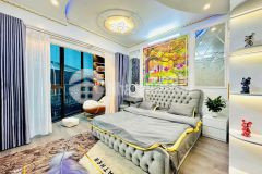 Nhà đẹp tìm chủ vị trí đẹp,trung tâm hai bà trưng dt 43m2 x 4,ngõ trước nhà 3,2m thông tứ tung