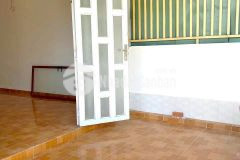 Nhà trệt khu vhtđ diện tích rộng giá thuê chỉ 5,5 triệu tháng.