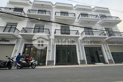 Bán nhà 1 trệt 2 lầu ngay bến xe mới phường 8 vĩnh long