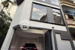 Siêu phẩm chân dài 2 mặt thoáng đường ô tô vào nhà ngõ phố bồ đề dt 42m2. giá 14.8 tỷ