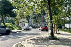 Bán nhà 2 tầng ở ngay trung tâm thị trấn trâu quỳ, khu giãn dân tái định cư 7.2ha,cực hiếm