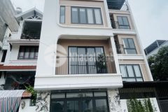 Bán nhà ngọc thuỵ,long biên 5 tầng,58m,mt5.1m oto tránh nhỉnh 15 tỷ