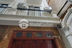 Bán nhà bát khối,long biên 5 tầng,30m oto đỗ cổng nhỉnh 5 tỷ