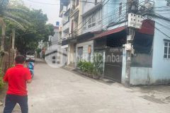 Bán nhà 3 tầng 2 mặt thoáng đường ô tô tránh thạch bàn dt 51.5m2. giá 10.8 tỷ