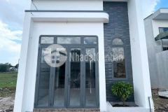 Bán nhà cấp 4 mới thiết kế hiện đại kdc đông phú, châu thành, hậu giang.