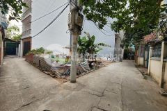 Liên ninh thanh trì cần bán 96m2 đất lô góc ô tô mt 5,7m 8.x tỷ