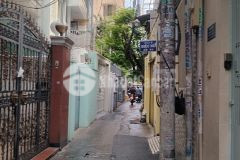 Nhà phan văn trị giá đẹp 2tỷ25 dọn vào ở ngay