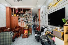 Phú nhuận, liền kề sân bay, vị trí kd, hẻm 5m 1 trục, gần mặt tiền dt 55m2, 4 tầng,ngang 4m,11.x tỷ