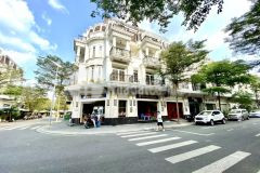 Mặt tiền đừơng số 1 kdc cityland p.7 gv 5 tầng 90 m2 sổ đẹp hoàn công đủ