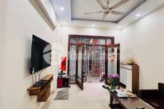 Bán nhà đẹp đường nguyễn khang, cầu giấy, dt 41 m2, 4 tầng, mt 4m, giá 9,6 tỷ