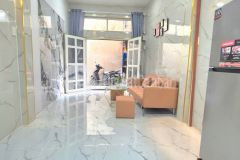 Nhà nhỏ nhỏ xinh xinh, ngay âu cơ nhộn nhịp, sổ đẹp. giá chỉ 3tỷ nhỉnh xíu