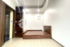 Quá hiếm lạc long quân nhỉnh 5 tỷ 6 tầng thang máy sổ hoa hậu