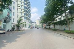 Tầm tiền, nhà ái mộ 40m, 6t, mt6m, nở hậu, thang máy, tặng nội thất, 10m ra ô tô tránh.