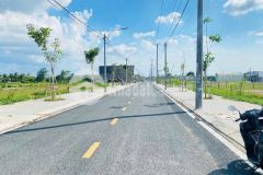 Cg. bán nhanh nền sổ hồng vị trí sáng đẹp giá tốt hiếm có trục chính vào chợ