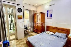 Cách mạng tháng tám quận 10 hẻm 1 trục dt 42m2 giá 5.75 tỷ
